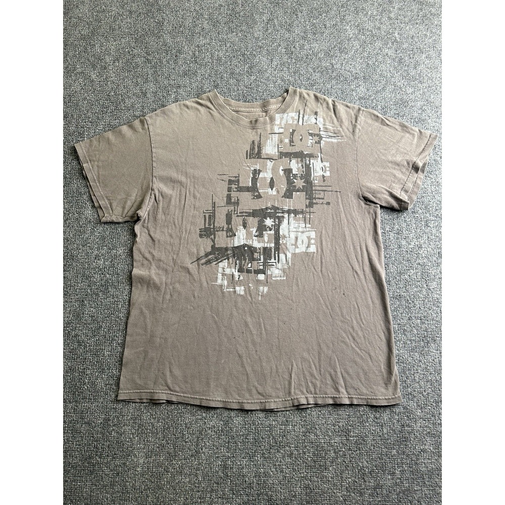 Mens 2000s DC Shoes T-Shirt Brown Skate Graphic Faded, Size XL